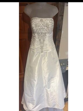 Allure Bridals Strapless Ivory Beaded A-Line Gown